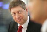 Остров Мэн: Питер Гринхилл покидает свой пост