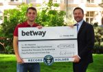 Microgaming, Betway и Джон Хейвуд получили сертификаты Книги рекордов Гиннесса
