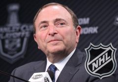 Комиссар NHL высказался за легализацию спортивных ставок