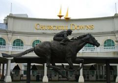 Churchill Downs заключает соглашения для создания покер-рума
