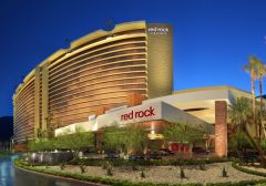 Nano Lumens создает гигантский дисплей в Red Rock Casino
