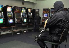 Правоохранители Удмуртии изъяли около 2 тыс. единиц игорного оборудования в 2015 году