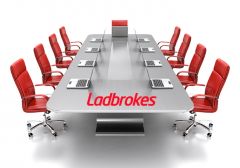 Букмекер Ladbrokes: Ричард Сноу назначен и. о. главного финансового директора