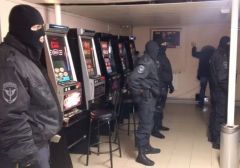 Правоохранители Магнитогорска изъяли более 30 незаконных игровых терминалов