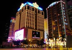 Emperor Entertainment в Макао лишился половины дохода