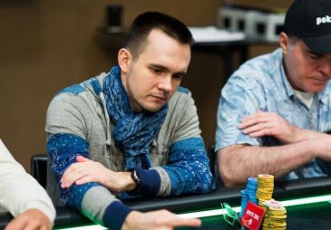 Никита Бодяковский вышел в финал суперхайроллеров за €100 тысяч на EPT Барселона