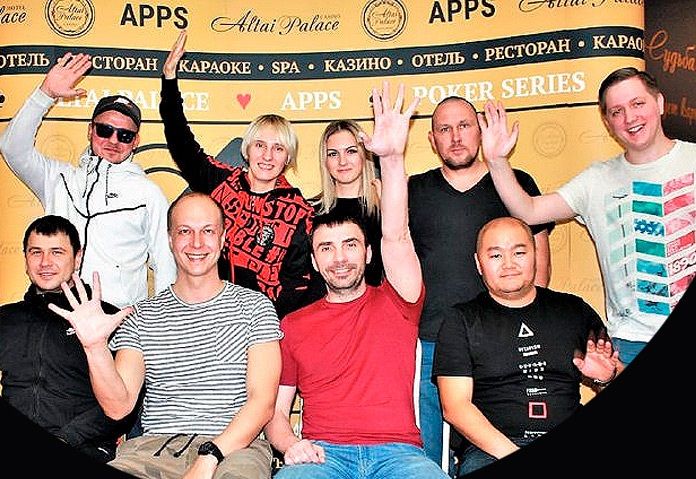 Интервью с игроком в покер Михаилом Коневым